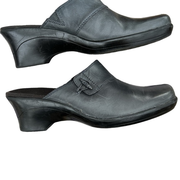 Clarks Flamingo Leather Toggle Slip On Clogs Dark Charcoal Gray Women’s Size 10M - Picture 2 of 8